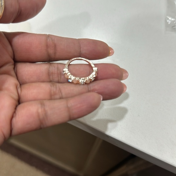 Simple Rose Gold Small Round White Crystal Ring Wedding Jewelry Size 6 - Picture 7 of 7